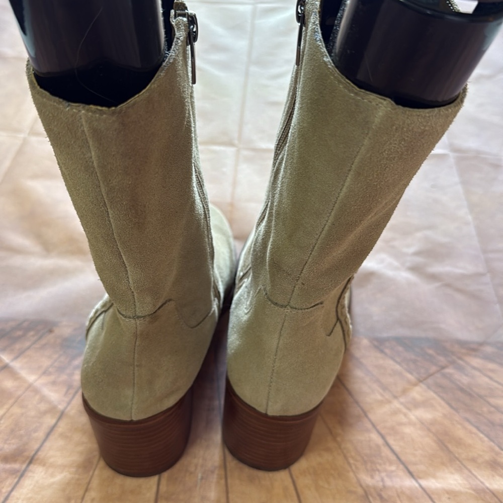 💵Women's Vince Camuto Tan Suede Mid-Calf Boot Size 8.5 - Picture 4 of 12